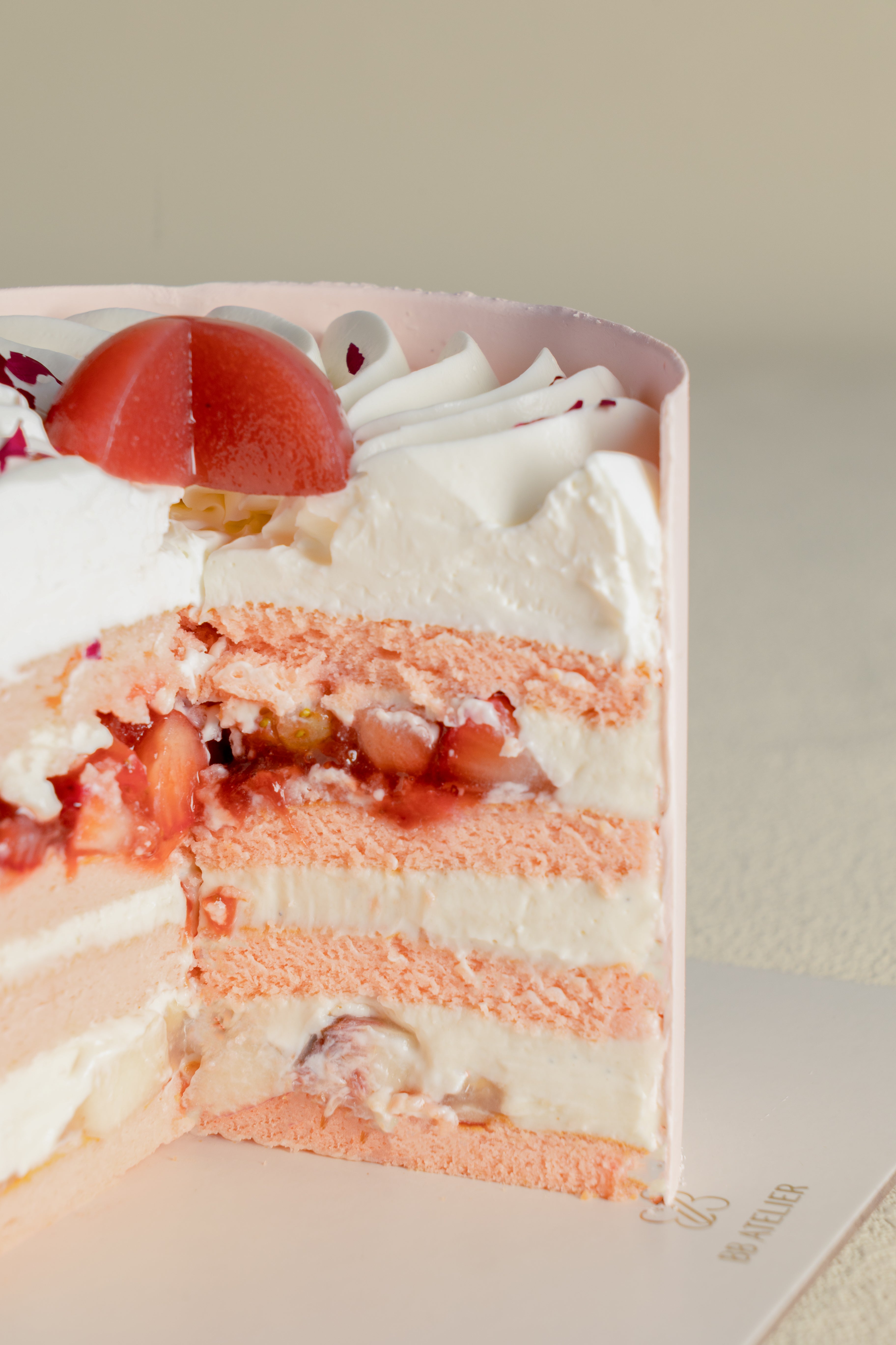 Jasmine Strawberries White Peach Cake (Mother's Day Special)